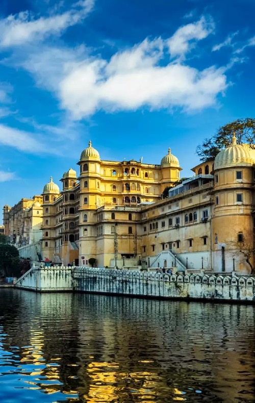 DELHI– AGRA – JAIPUR – UDAIPUR – JAIPUR-DELHI